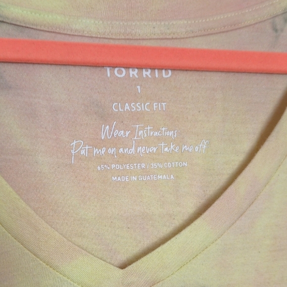 Torrid Tie-Dye V-Neck Tee I'M NOT FOR EVERYONE graphic - Yellow and Black - Picture 2 of 7